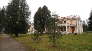 Коттедж в Доме Творчества Писателей в Малеевка
